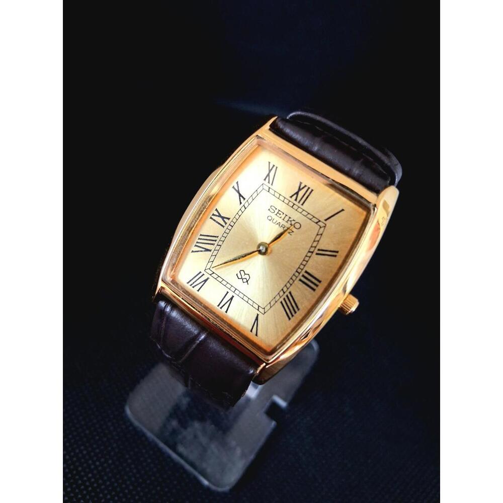 Men's Vintage Seiko Barrel/Tonneau Leather Tank RARE